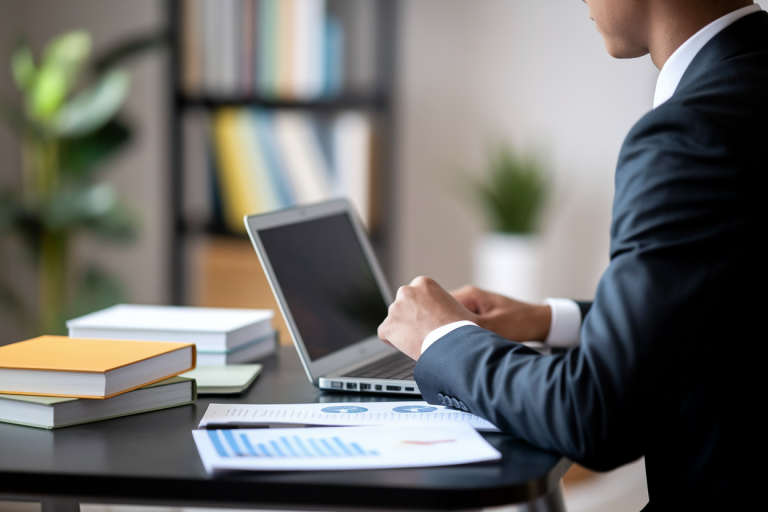 Lettre de Motivation Master Finance : 5 Exemples et Conseils pour Réussir